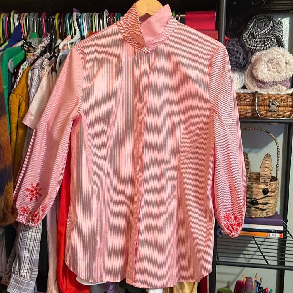 Vision 155 Red & White Pen Stripe 3/4 Balloon Sleeve Top with Embroidery ✨